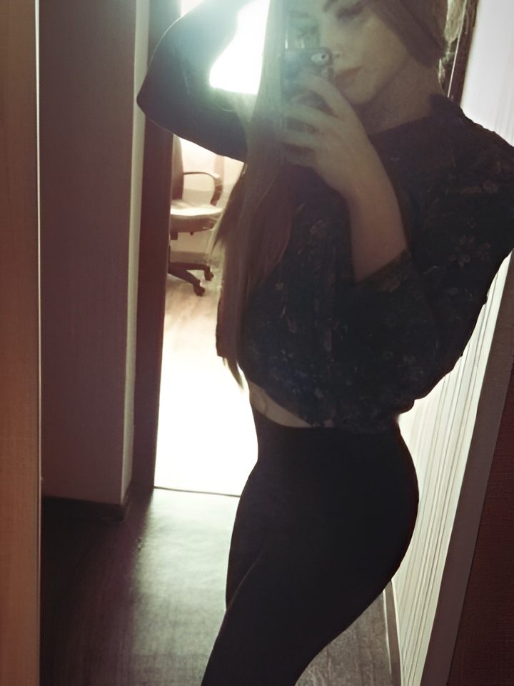 Роксана привлекательная девушка из Дзержинского цена от 5000 руб