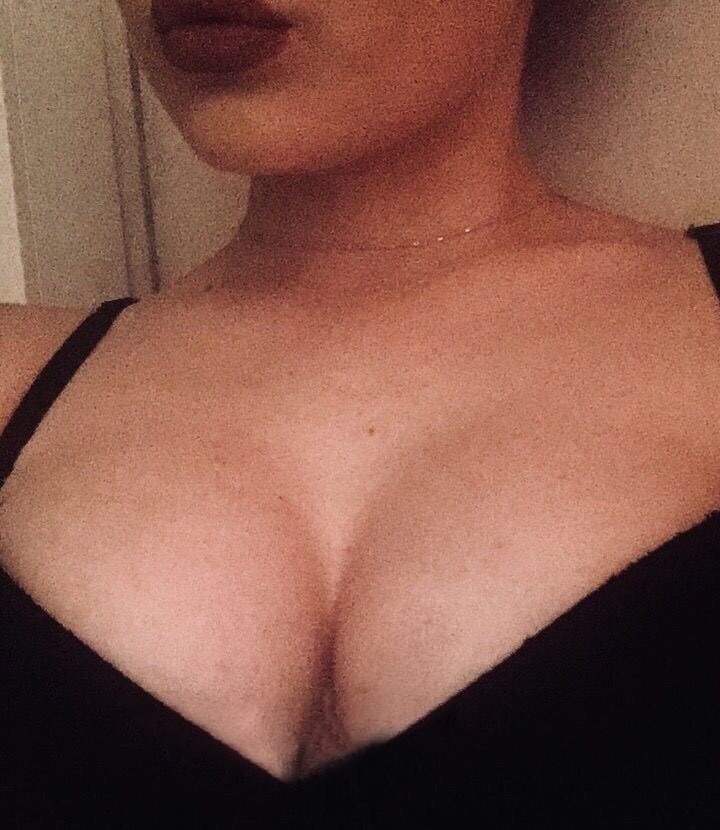 Люда привлекальеная девушка из Дзержинского цена от 3500 руб