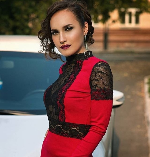 Душечка привлекальеная девушка из Дзержинского цена от 3500 руб