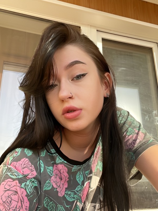 Алла привлекательная девушка из Дзержинского цена от 3000 руб