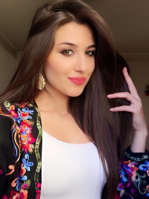 Элеонора привлекательная девушка из Дзержинского цена от 2000 руб