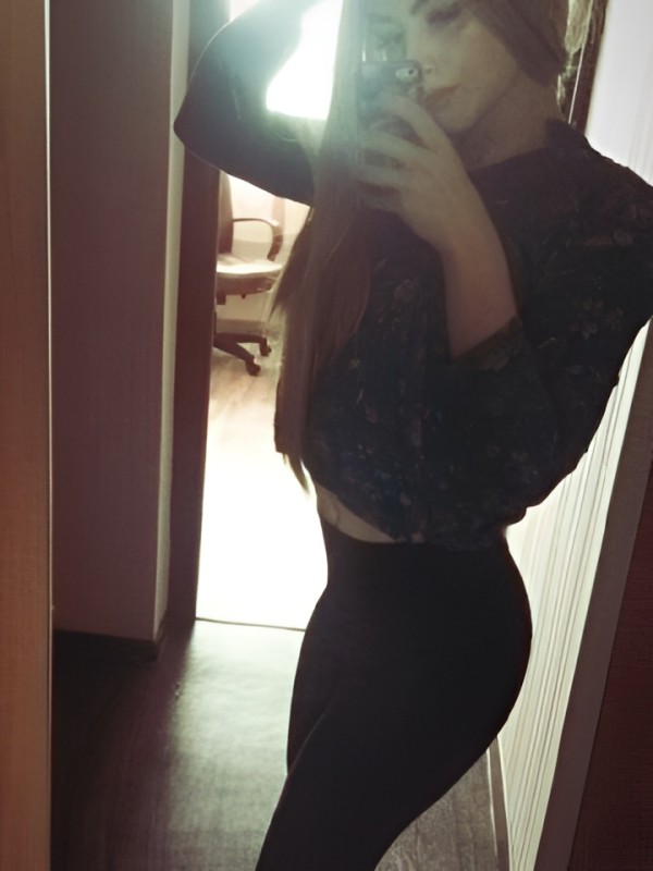 Роксана привлекательная девушка из Дзержинского цена от 5000 руб