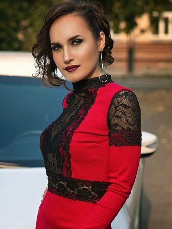 Душечка привлекательная девушка из Дзержинского цена от 3500 руб